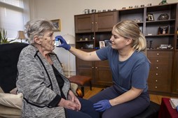 Høj tilfredshed blandt Aalborg borgerne med kommunens pleje og assistance