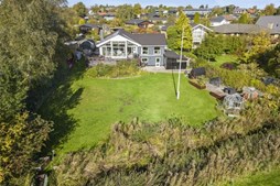 Skovvænget 7 og 1 anden boliger er kommet til salg denne uge i Hørning - se boligerne her.