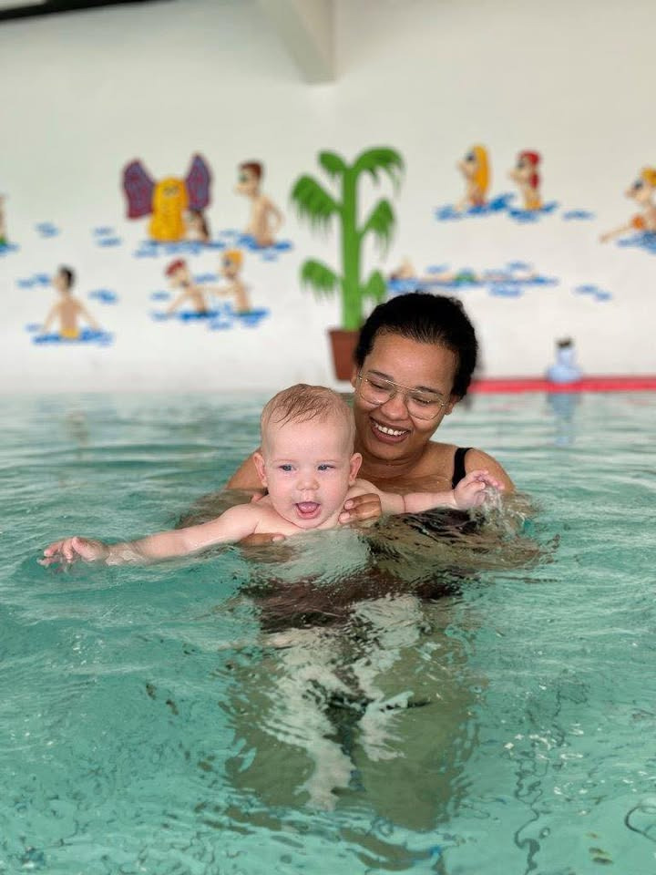 Herning Svømmehal inviterer til Baby Aqua i denne uge