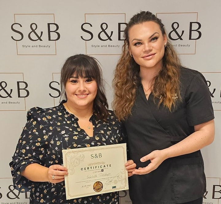 Forårstilbud: Skønhedskurser med erfarne instruktører hos S&B Akademiet