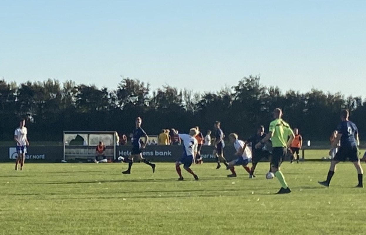 Et intenst lokalopgør endte uden vinder: “Jeg finder det vanvittigt, at vi ikke vinder denne kamp”