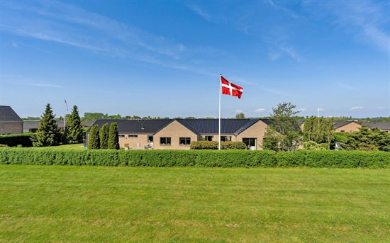 Netop kommet til salg: Lillevang 72 en af Billunds dyreste adresser
