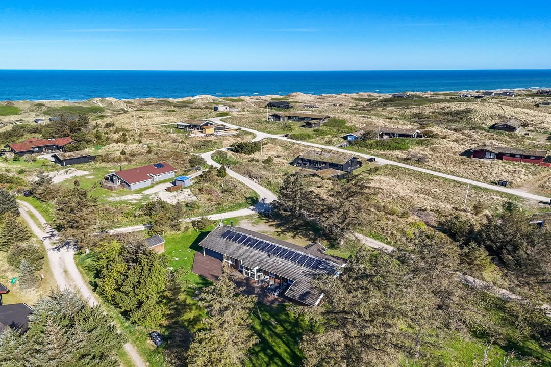 Mæglerhuset Vestkysten I/S har netop nedsat Stellavej 14 med 200.000 kr.