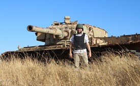 Fremtiden for Syrien: Foredrag med Deniz Serinci på Silkeborg Bibliotek