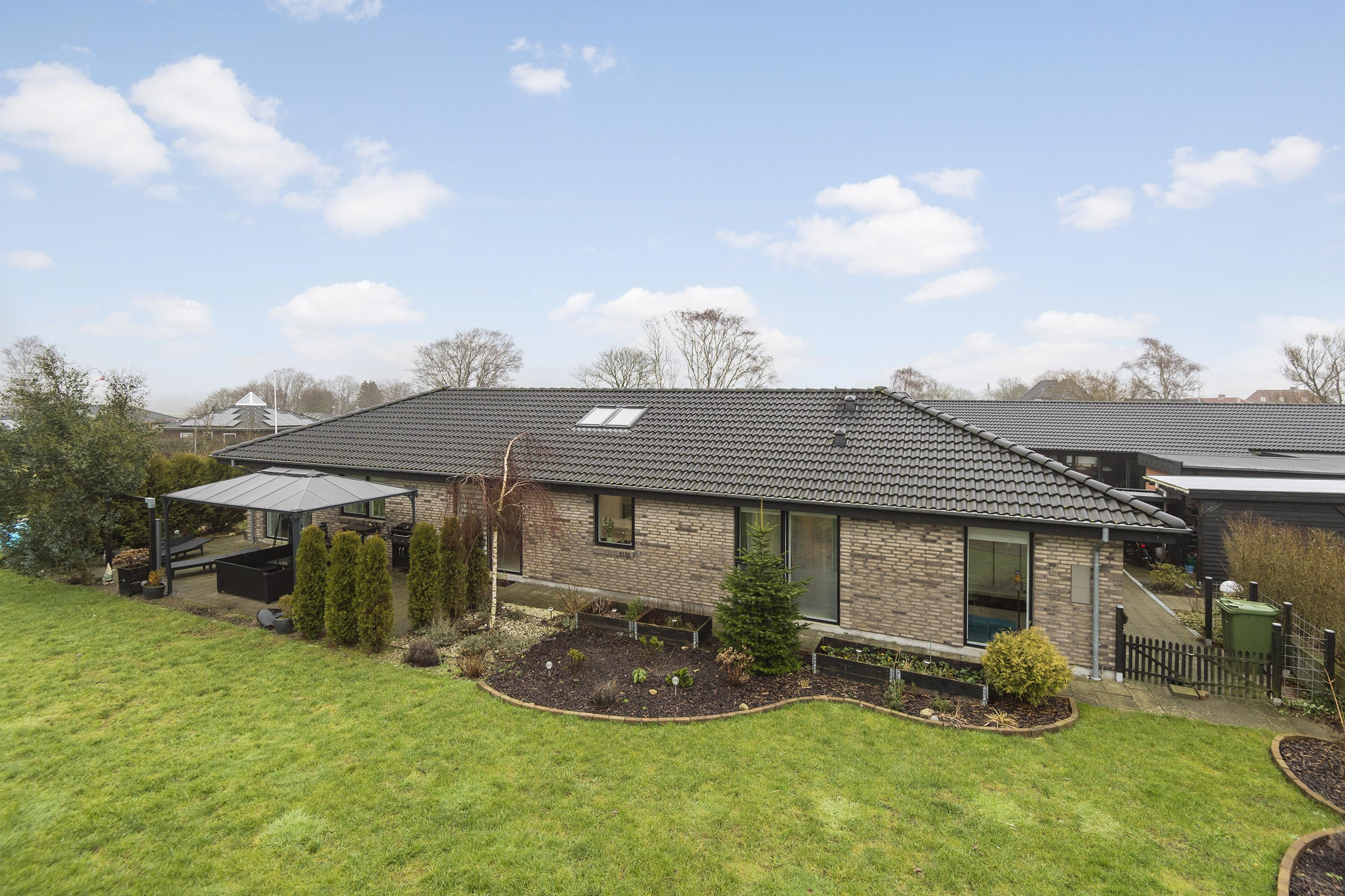 Indbydende familiebolig i børnevenligt område – Nørregårdsparken 103, Andrup