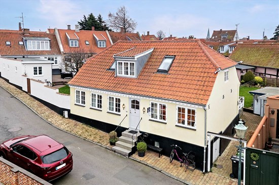 Top 6 over dyreste boliger til salg i Rønne. Priser op til 10.950.000 kr