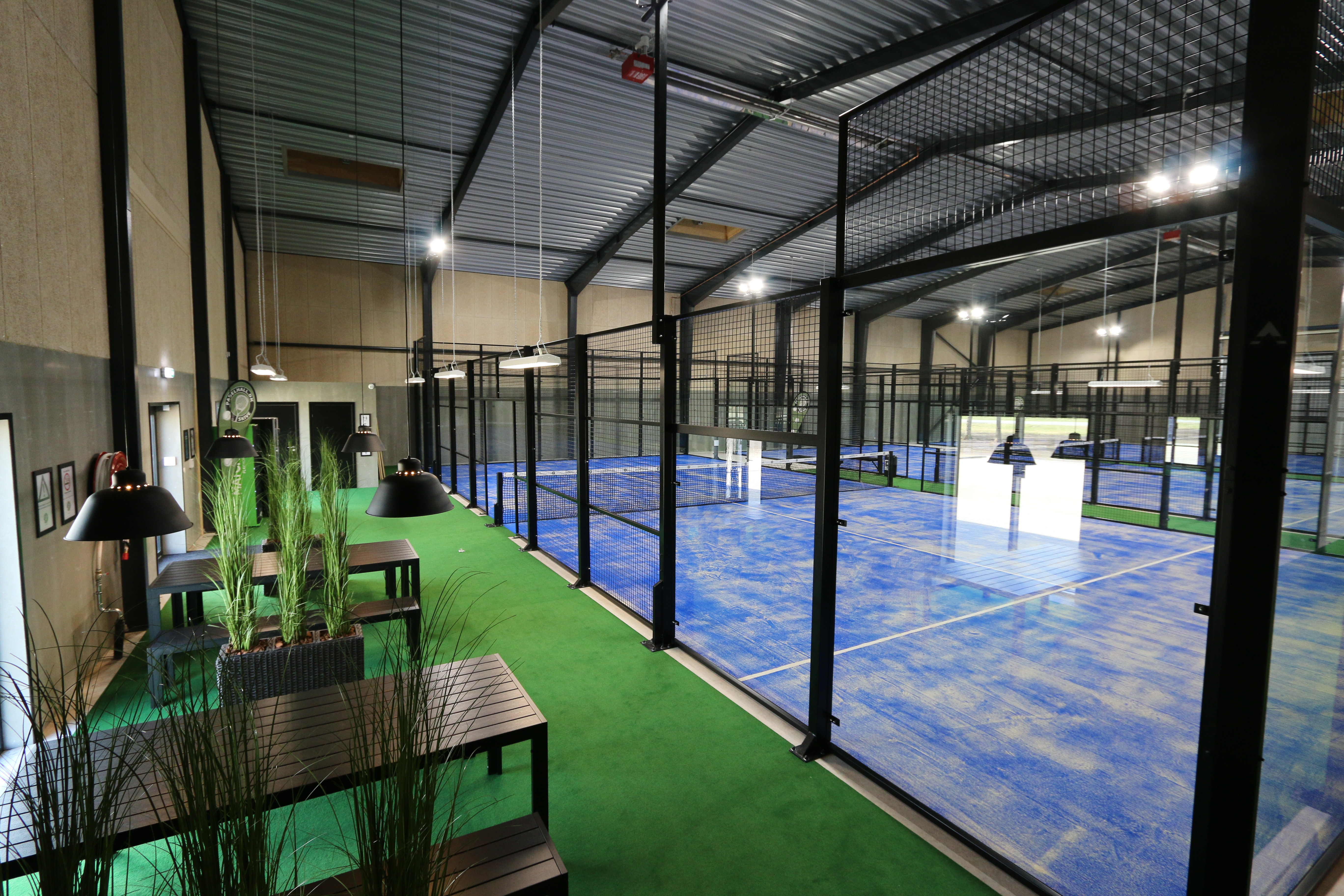 Padelhall.dk Skive: Skal du ride med på padel-bølgen?