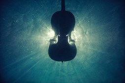 Oplev klassisk musik og dybe samtaler i Birkerød Sognegård
