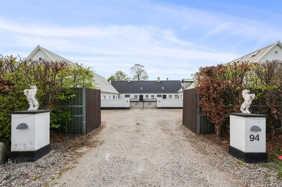 Top 6 over dyreste boliger til salg i Kvistgård. Priser op til 23.500.000 kr