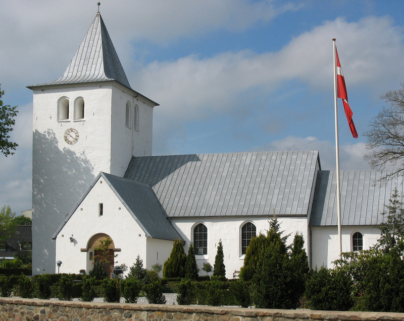 En musikalsk rejse med cello og guitar i Brande Kirke