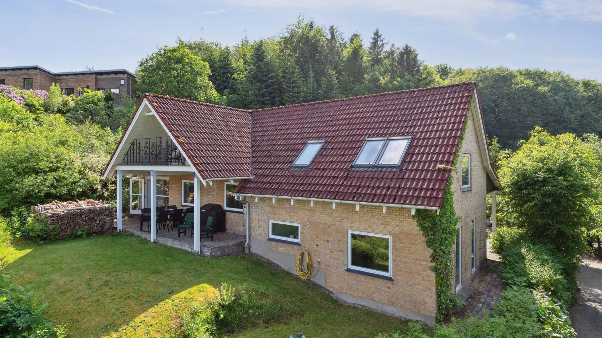 Oplev en unik bolig med panoramaudsigt i Silkeborg