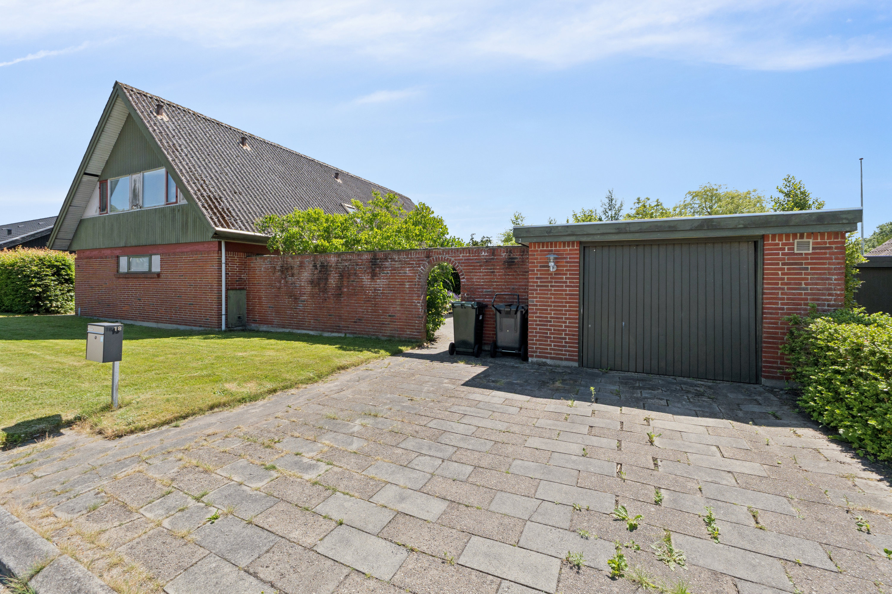 Til salg hos John Frandsen Ikast: Vibevej 18, 7430 Ikast