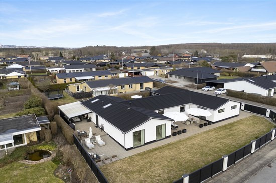 Hyldemorvej 24 og 3 andre boliger er kommet til salg denne uge i Svenstrup J - se boligerne her.