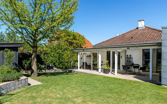 Åkjærsvej 20 og 1 anden boliger er kommet til salg denne uge i Kolding - se boligerne her.