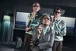 Oplev den anmelderroste forestilling om Hannah Arendt i Hjørring