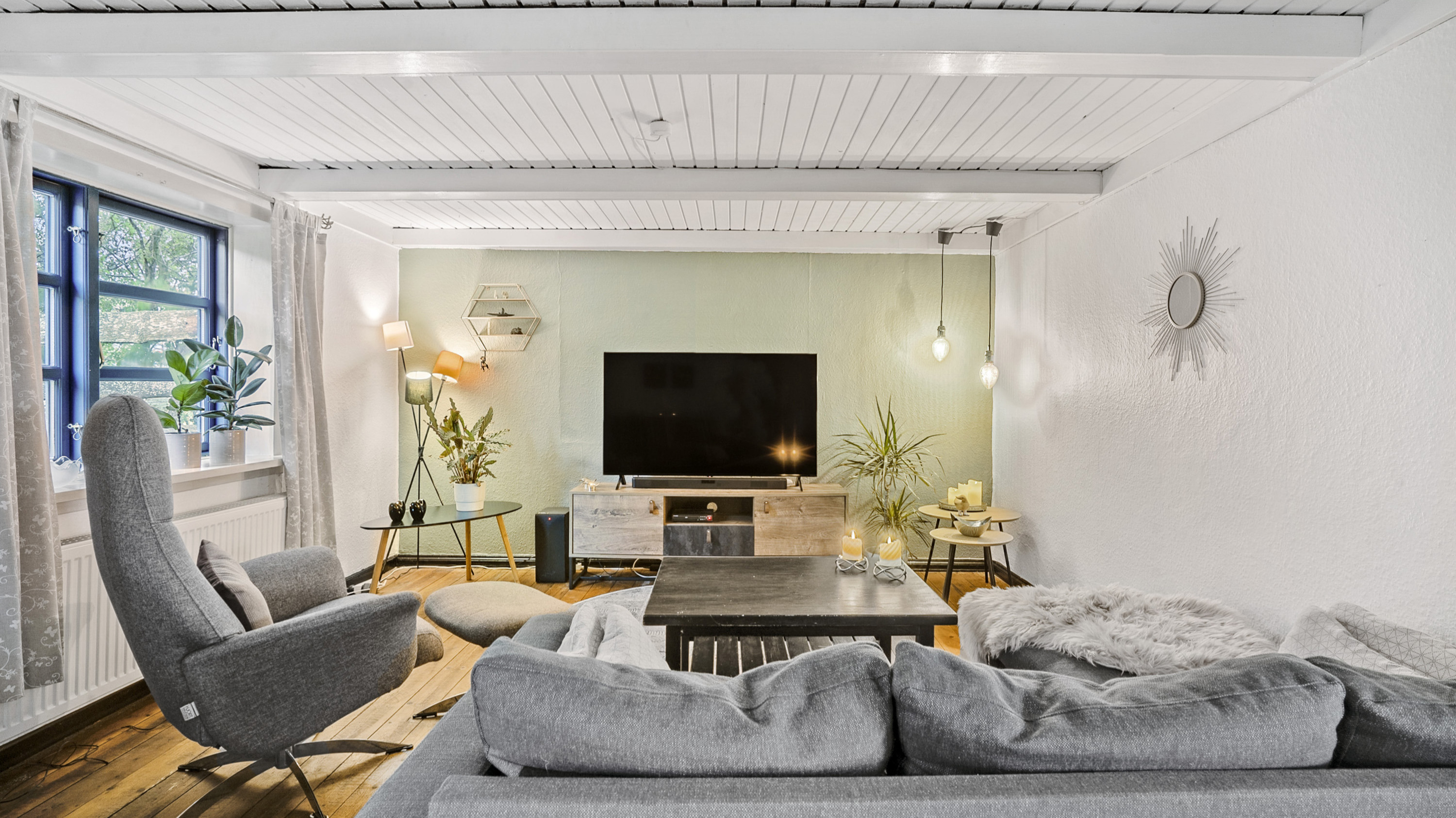 Til salg hos EDC Ejendomsgruppen: Hyggelig flexbolig på landet!