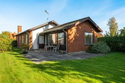 Ingvar Hjorts Vej 21 og 1 anden boliger er kommet til salg denne uge i Virum - se boligerne her.