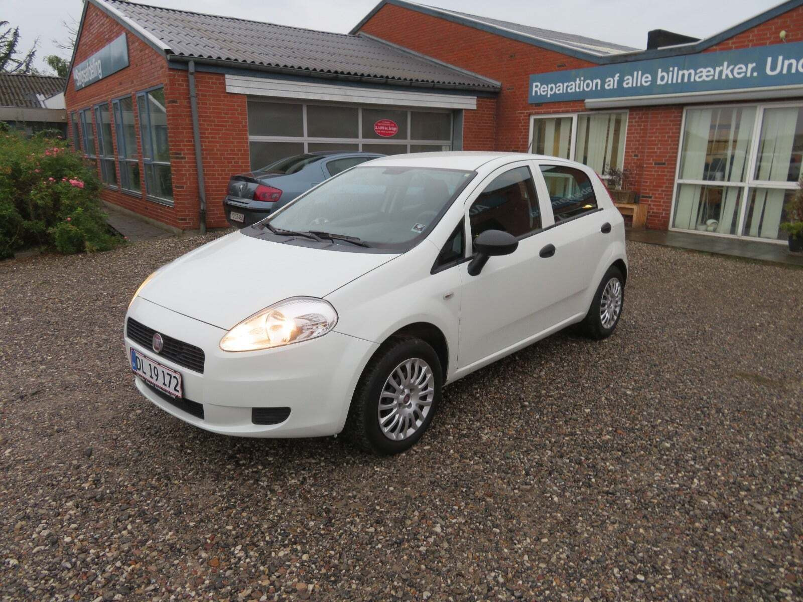 De billigste biler i Solbjerg - Priser helt ned til 29.900 kr!