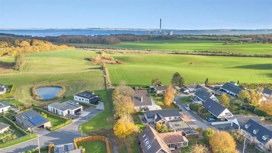 Engskovvej 27 og 1 anden boliger er kommet til salg denne uge i Skødstrup - se boligerne her.