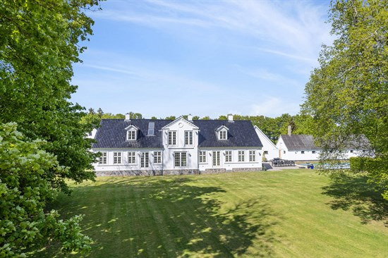 Netop kommet til salg: Hømvej 35 en af Ringsteds dyreste adresser