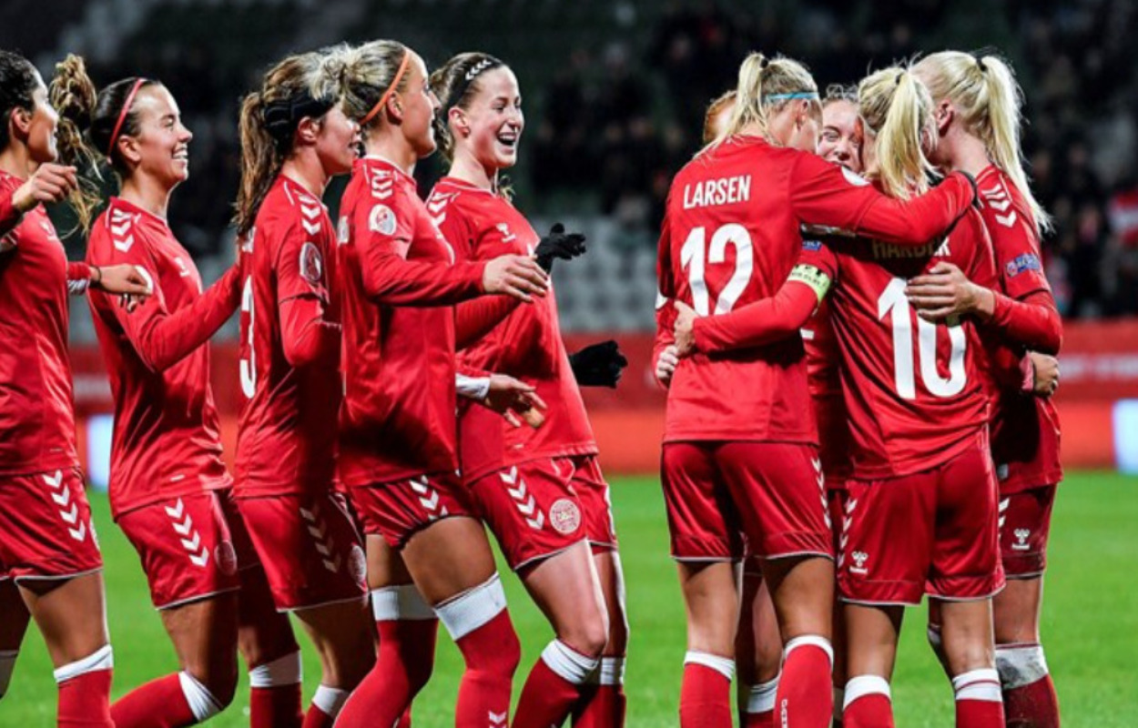 Viborg inviter til fodboldfest