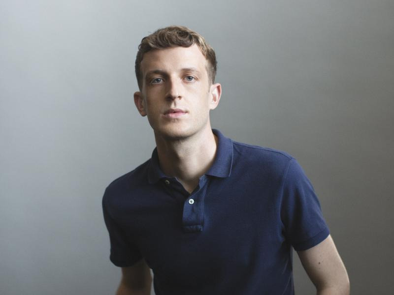 Oplev Édouard Louis' tankevækkende foredrag via livestream på Holbæk Bibliotek