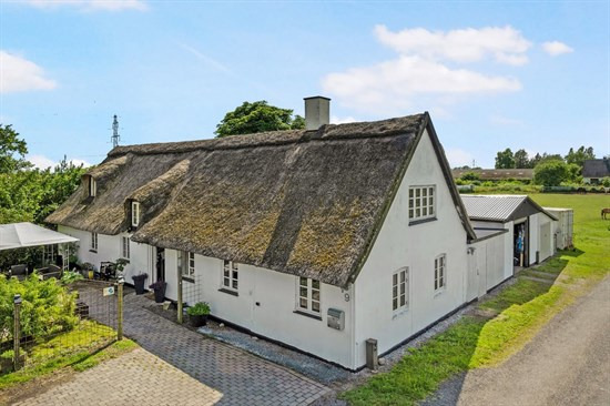 Pris sat ned med 400.000 kr. på Hæggerupvej 24