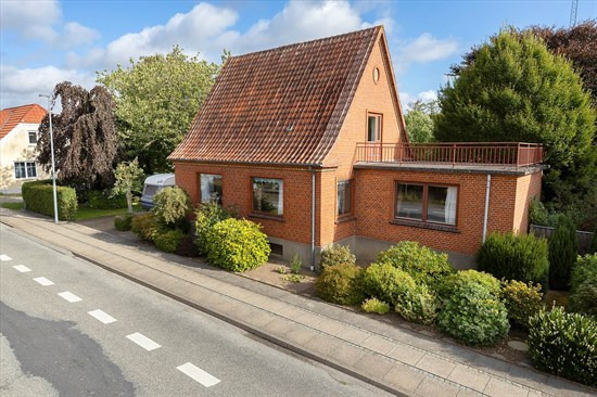 Brøndenvej 134 er til salg for kun 298.000 kr.: Se de billigste boliger til salg i Dybvad her