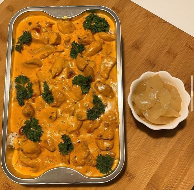 Nem onsdagsmenu fra Beringsslagteren ApS: Kyllingegryde til 2-3 personer for kun 99,95 kr.