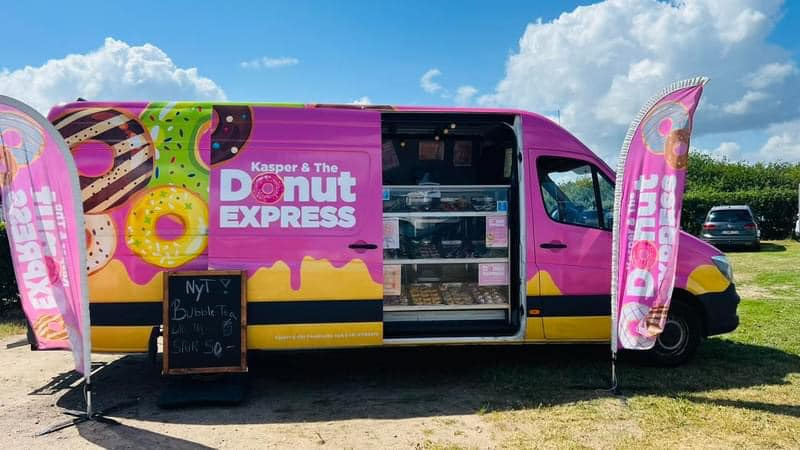 Donut og bubble tea dag hos Min Købmand Øster Bjerregrav med super tilbud på donuts