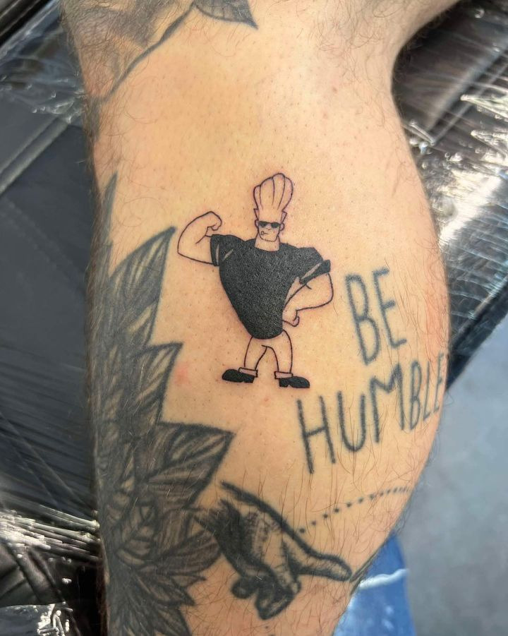 Hos Din Tatovør præsenterer små tattoo designs af kunstner Timm