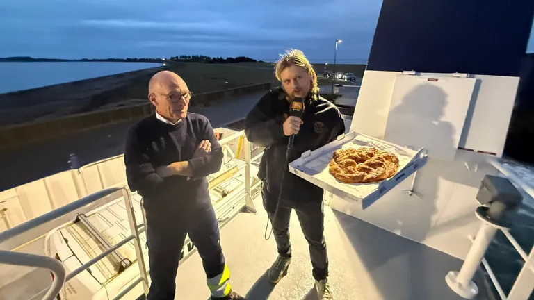 Venøfærgens personale hyldet som hverdagshelte med borgmesterstænger og morgensurprise