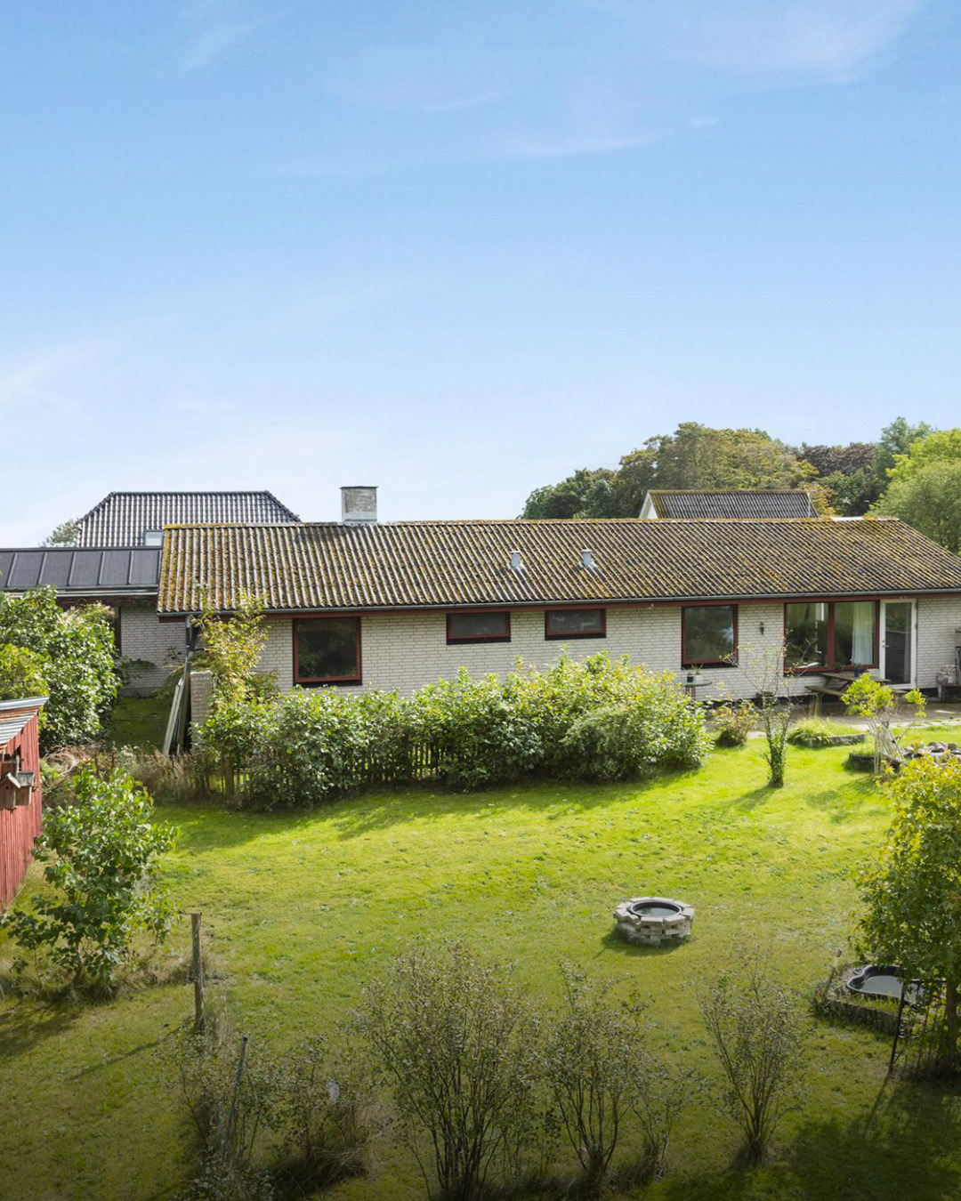 Nybolig Sæby A/S tilbyder etplanshus i naturskønne Voerså