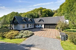 Top 6 over dyreste boliger til salg i Bredsten. Priser op til 5.950.000 kr