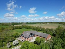 Top 6 over dyreste boliger til salg i Tranbjerg J. Priser op til 7.900.000 kr