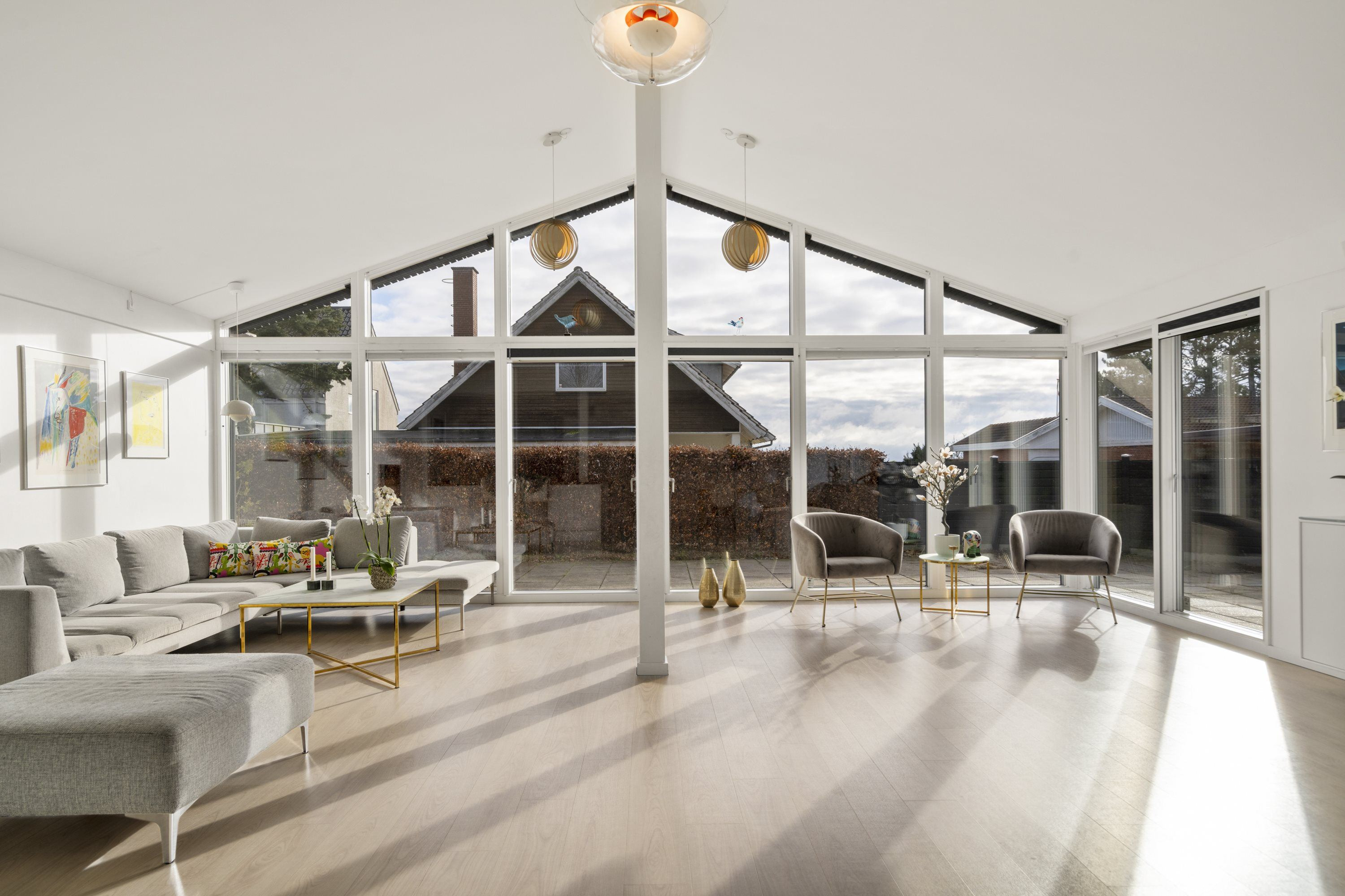 Luksus til salg: Martinsvej 1 til 7,75 mio. kroner – Se Karlslundes dyreste boliger her