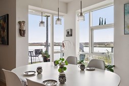 Til salg hos & LIVING Midt & Vestjylland: Skøn lejlighed ved Fuglsang Sø