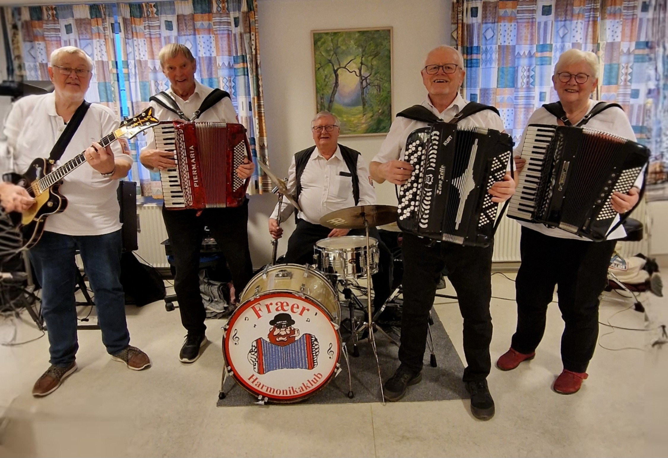 Traditionel dansk middag og musik i Kulturhuset i Arden