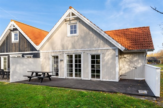 Top 6 over dyreste boliger til salg i Rødby. Priser op til 6.195.000 kr