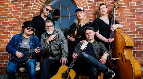 Alex Nyborg Madsen vender tilbage til rødderne med A Circle Of Friends