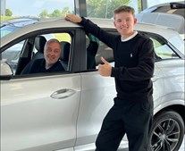 Jørgen Laursen A/S har fabriksnye og nyere brugte biler klar til sommerferien