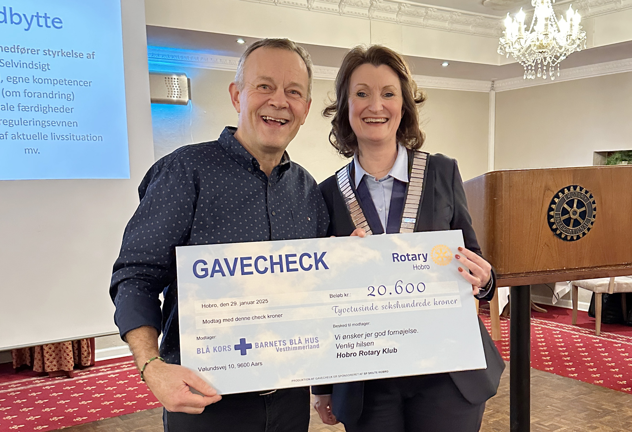 Hobro Rotary Klub indsamler 20.600 kr. til Barnets Blå Hus