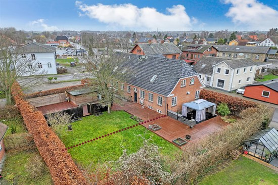 Hovedgaden 18 og 1 anden boliger er kommet til salg denne uge i Havdrup - se boligerne her.