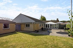 Top 6 over dyreste boliger til salg i Vallensbæk. Priser op til 8.900.000 kr