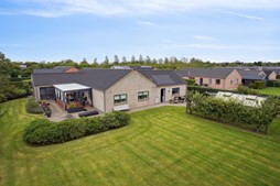 Ny pris og åbent hus i skøn villa i Hjørring – En drømmebolig med lækker indretning og perfekt beliggenhed