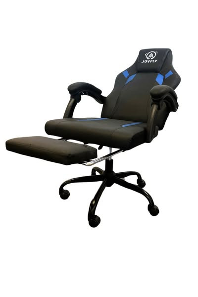 Gamerstole med fodskammel på auktion hos CAMPEN AUKTIONER nu