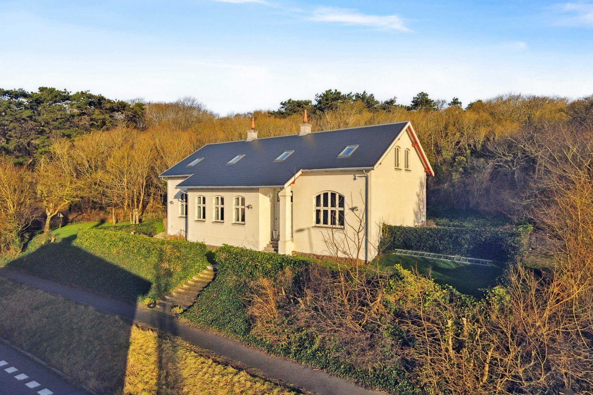 Luksusbolig netop kommet til salg i Kalundborg: Se hvad du skal smide for Kalundborgs dyreste adresser her