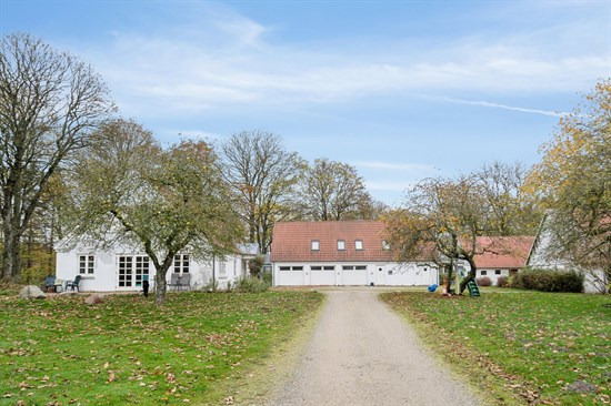 Top 6 over dyreste boliger til salg i Rønde. Priser op til 27.000.000 kr