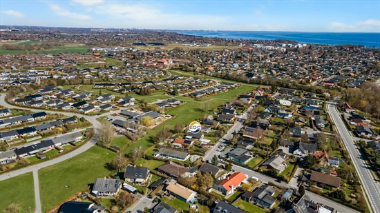 Skolevej 10C er til salg for kun 2.695.000 kr.: Se de billigste boliger til salg i Karlslunde her