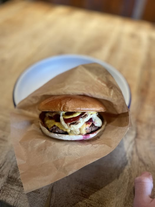 BackyardBurger lancerer klassisk bøfsandwich i begrænset periode